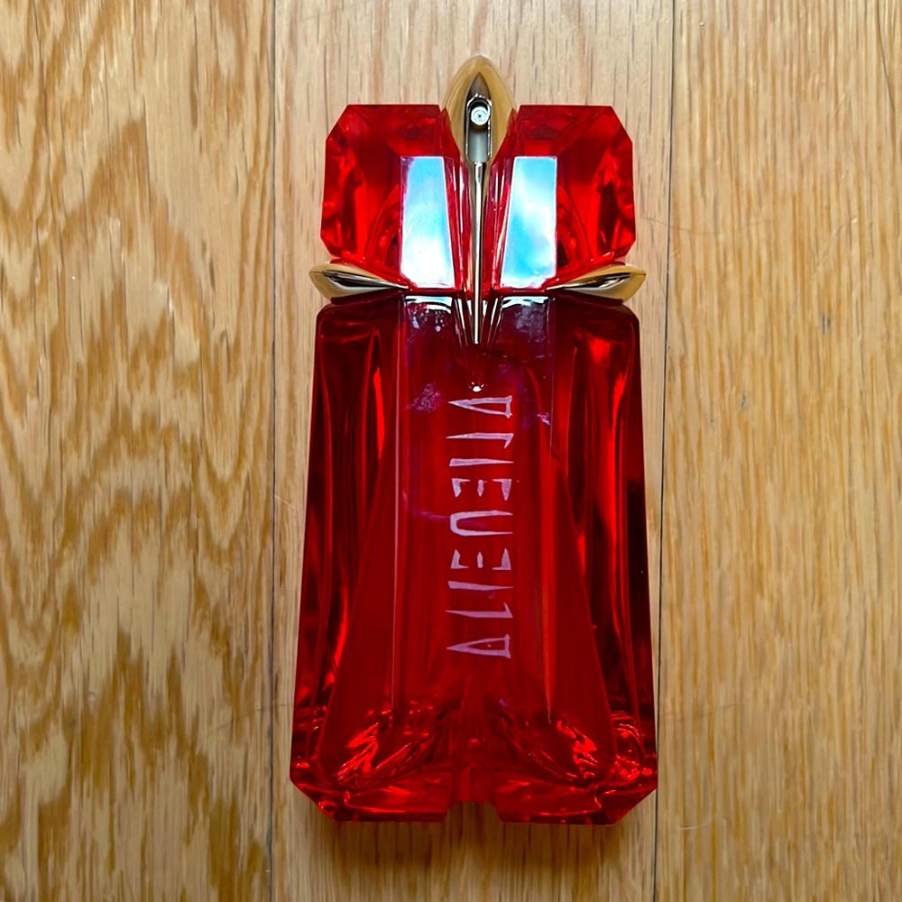 Perfume Alien Fusion by Mugler Eau de Parfum MAKE ME AN OFFER
